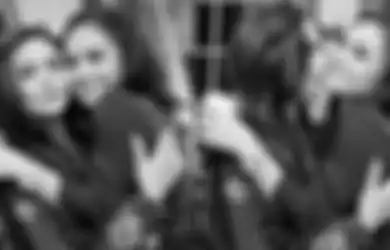 Krisdayanti Asyik Plesiran ke Eropa di Tengah Wabah Corona, Yuni Shara Berharap Adiknya Pulang dengan Selamat: Tidak Tahu Keadaan Akan Seperti Ini, Mungkin Ingin Nyenengin Anaknya