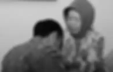 Kenang Sifat Disiplin Almarhum Sujiatmi Notomihardjo, Jokowi Kisahkan Masa Kecilnya yang Bandel Bukan Main hingga Bikin Ibunya Geleng-geleng Kepala, Pernah Dipaksa Makan Arang Gegara Ini