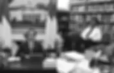 Omnibus Law Baru Disahkan Jokowi, Pakar Hukum Tata Negara Ini Sebut UU Cipta Kerja Berpotensi Dibatalkan oleh MK, Ada Apa?