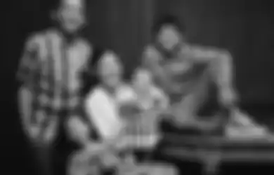 Ayah Angkat Bertrand Peto Punya Swalayan Pribadi di Rumah, Nikita Mirzani Terkagum-kagum Datangi Rumah Ruben Onsu, Nyai: Ya Allah..