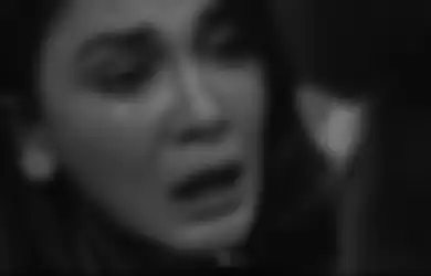 Gara-gara Wabah Virus Corona, Artis Cantik Ini Akui Hanya Bisa Bertahan Beberapa Bulan Pakai Duit Tabungan yang Tersisa, Tak Ada Pemasukan Sama Sekali, Sampai Dihantui Tagihan Cicilan