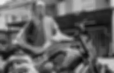 Ditunggangi Uje Saat Kecelakaan, Motor Ini Sekarang Pindah Tangan, Sosok Berjubah Senpat Muncul Sebelum Akad Pembelian, Hingga Umi Pipik Tak Nampak dalam Penyerahan