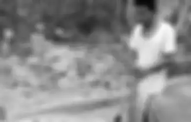 Mantan Pendeta Ini Pilih Tinggalkan Harta dan Keluarga Demi Memeluk Agama Islam, Kehidupannya Langsung Terbalik 180 Derajat di Kebumen: Saya Miskin, Tapi Hati Saya Kaya