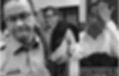 Gregetan dengan Pernyataan Presiden Soal 'Berdamai dengan Corona', Rocky Gerung Sindir Kelakuan Menteri yang Sedang Bermasalah dengan Gubernur DKI: Mestinya Mereka Berdamai dengan Anies