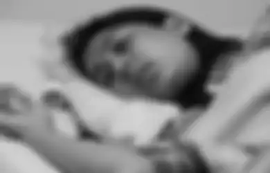 Ngaku Lepas Keperawanan Demi Cintanya pada sang Aktor Hingga Hamil, Wanita Ini Malah Dilaporkan ke Polisi Sampai Ganti Nama Anak