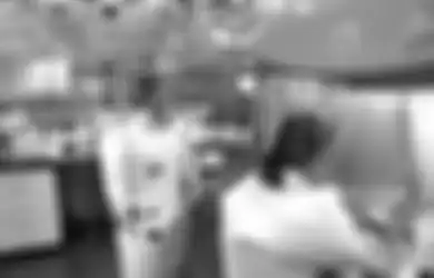 Stop Lakukan Kebiasaan Ini Kalau Masih Sayang Nyawa Keluarga, Ternyata Pelihara Ayam di Rumah Bisa Sebarkan Virus Mematikan Seperti Corona: Begini Penjelasan Ahli