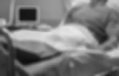Ribuan Orang Korban Covid-19 Berkutat Nantikan Kemunculan Vaksin, Pria Ini Justru Temukan Cara Simpel dan Murah Meriah Untuk Sembuhkan Dirinya dari Infeksi Corona: Aku Baik-baik Saja