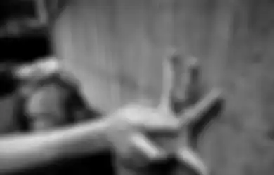 Nafsu Birahinya Tak tertahan lagi, Ayah Kandung Ini Tega Lecehkan Putrinya Sendiri, Diiming-imingi Handphone untuk Belajar Online