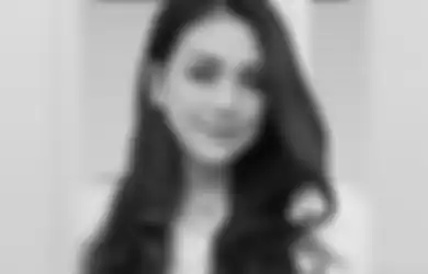 Celine Evangelista Peringatkan Netizen untuk Tidak Lakukan Hal Ini di Instagram Putri Sulungnya : Please Hati-hati ya Guys!