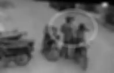 Hatinya Melunak, 2 Maling Ini Kembalikan Barang Hasil Curiannya dari Kurir Makanan, Air Mata Korban Jadi Alasannya