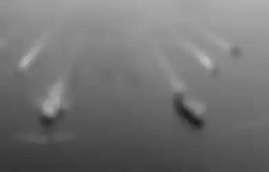 Ketegangan Hampir Berbuah Perang Samudera, Militer AS dan Tiongkok Gelar Latihan di Laut China Selatan Saling Berhadapan: Mereka Melihat Kami dan Sebaliknya