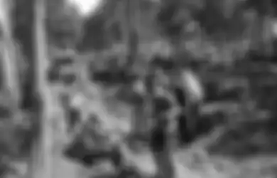 Koleksi Banyak Jimat, Pria Ini Sesumbar Tak Bisa Dilukai Pakai Senjata Tajam Jenis Apapun, Endingnya Tewas Dihantam Batu