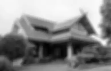 Manfaat Atap Tingkat dan Menara Angin pada Rumah Tradisional Indonesia