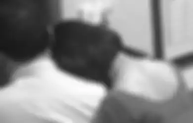 Curiga Tiba-tiba Dirinya Diputuskan, Pria Ini Nekat Sembunyi di Kolong Tempat Tidur sang Mantan Selama 3 Jam, Syok Lihat Aktivitas Saat Malam Jumat