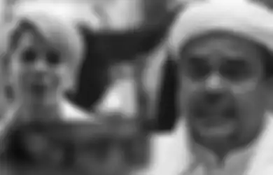 Perseteruan Nikita Mirzani vs Rizieq Shibab Jadi Pemberitaan Media Asing, Kepulangan Pimpinan FPI ke Indonesia Disorot: Memprihatinkan....