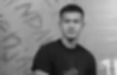 Kini Langganan Main Film, Herjunot Ali Ternyata Punya Masa Lalu yang Pahit, Pernah Jadi Kurir Gas LPG Hingga Jualan Koran Bekas 