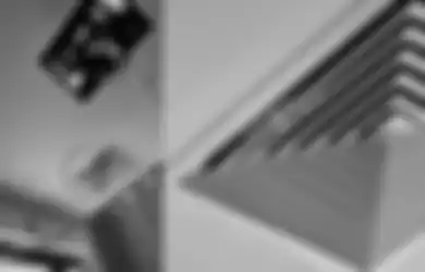 Merasa Seolah Ditatap Terus-menerus, Wanita Ini Kaget Bukan Main Melihat Ada Sosok yang Mengintipnya dari Ventilasi AC Rumah Sakit: Ia Berkedip, Bergerak, dan Melihat Sekeliling Ruangan