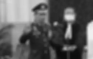 Listyo Sigit Prabowo Resmi Jadi Kapolri, Idham Azis Serahkan Panji Kepolisian Tribrata