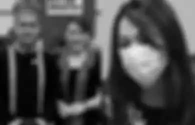 Isak Tangis Michaela Paruntu, Istri James Athur Ungkap Fakta Soal Isu Suaminya Minta Angel Sepang Gugurkan Kandungan: Saya Tidak Lapor Polisi Karena...