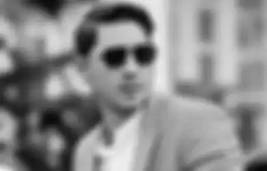 Darah Biru Mengalir Deras di Tubuh Cucunya, Kakek Arya Saloka Justru Hidup Sederhana, Intip Penampakan Rumahnya di Sukoharjo yang Jauh dari Kata Mewah 