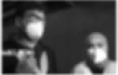 Temani Uya Kuya Berjuang Bersama Sembuh dari Covid-19, Astrid Ngaku Sempat Syok Saat Lihat Uya Kuya Tak Sadarkan Diri hingga Terjatuh: Kupengang Tangannya, Ya Allah Bangun Sadar