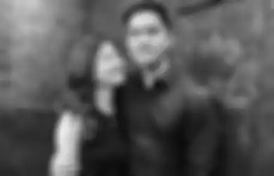 Ikuti Jejak Ibunya Senggol Putra Jokowi, Kakak Felicia Tissue Bongkar Momen Adiknya yang Rela Pergi ke Masjid Demi Doakan Kaesang Pangarep: Saya Menyaksikan...