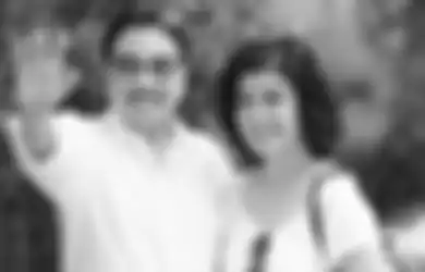 Ditemani Hotman Paris, Desiree Tarigan Beri Pembelaan Terkait Dirinya Diusir dari Rumah, Ibunda Bams Eks Samsons Sebut Ada Tembok yang Dibangun Agar Dirinya Tak Terlihat dari Kediaman Hotma Sitompul