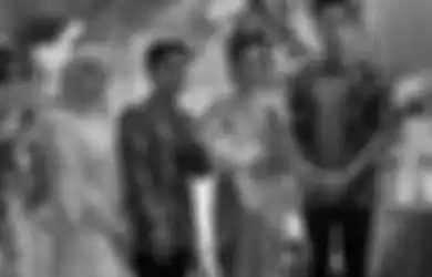 Tak Malu Lagi Umbar Kemesraan, Kaesang Gandeng Nadya Arifta Hadiri Acara Lamaran, Putra Bontot Jokowi Sampai Nyanyi Bareng di Hajatan Rekannya
