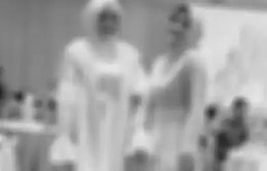 Saat Putri Delina Ungkap Kerinduannya Pada Mendiang Lina Jubaedah, Sang Ibu Tiri Unggah Foto Menangis, Nathalie Holscher: Cukup Sudah Cukup...