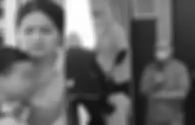 Suaminya Sudah Jelas Diciduk Polisi, Istri Pelaku Penganiayaan Ngotot Sang Perawat Lah yang Cari Gara-gara Pertama: Nada Bicaranya Ketus, Nyabut Kasar, Darah ke Mana-mana, Malah Saya yang Disalahin!