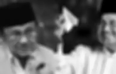 Dikenal Sebagai Bapak Teknologi Indonesia, BJ Habibie Masuk Daftar Tokoh Jenius Pemilik IQ Tertinggi di Dunia, Mantan Presiden ke-3 RI Ternyata Lampaui IQ Albert Einstein