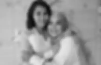 Ayu Ting Ting Didekati Pria Luar Negeri, Umi Kalsum: Ibu Simpel Banget, Kalau Laki itu Punya Segalanya Ya Silahkan