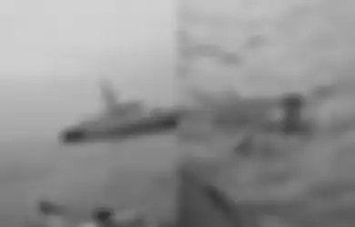 Pengakuannya Bikin Personel TNI Kaget, Viral Bocah Laki-laki Terombang-ambing Sendirian di Tengah Laut, Nasibnya Mujur Diselamatkan KRI Sembilang-850