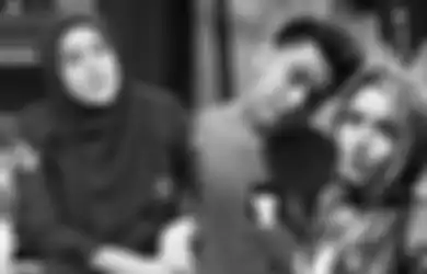 Bagai Bumi dan Langit, Ternyata Begini Perbandingan Ruang Makan Artis yang Sempat Jadi Pasangan Galih Ginanjar, Cat Temboknya Bikin Melongo!
