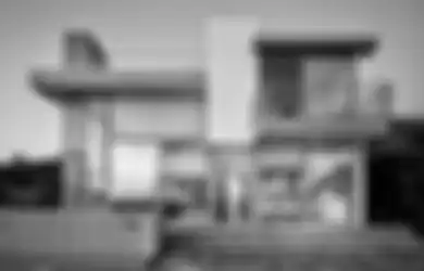 Enggan Panggil Tukang Saat Pandemi? Tinggal Lakukan 4 Hal Ini untuk Buat Dak Beton Antibocor!