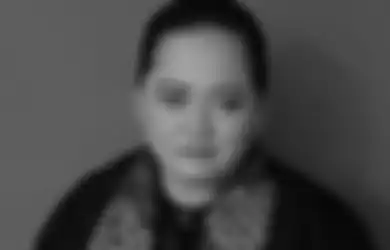 Heboh Konspirasi Kematian Mbak You Usai 40 Hari Dikuburkan, Sosok Ini Ungkap Jasad Sang Paranormal Ditolak Bumi Gegara Bersekutu dengan Siluman Ular