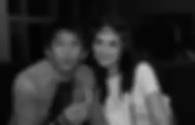 Nangis-nangis di Kamar Mandi, Luna Maya Disebut Raffi Ahmad Tangisi Kabar Ariel NOAH Mau Nikah, sang Model Berang: Jangan Ngarang!