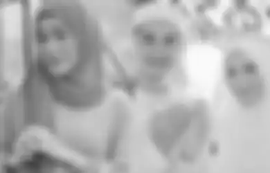 Susah Move On? Doakan Pernikahan Alvin Faiz dan Henny Rahman, Tangis Larissa Chou Pecah di Pelukan Mantan Ibu Mertua
