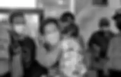 3 Hari Nangis Dalam Rumah Tapi Tak Digubris Tetangga, Balita Ini Ditemukan Polisi Tidur Bareng Jasad Neneknya, Berikut Kesaksian Warga Sekitar