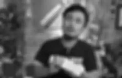 Denny Darko Bongkar Ramalan Tahun 2022, Paranormal Kondang Ini Sebut Akan Ada Lagi Artis yang Tertangkap Kasus Prostitusi Online di Tahun Ini, Ciri-cirinya Bikin Publik Kaget