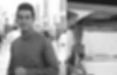 Temukan Ular Piton Besar Bersarang di Atap Kamar Mandinya, Artis Ini Dibuat Kaget Bukan Main Sampai Harus Panggil Bantuan Petugas, Video Evakuasinya Bikin Ngeri