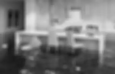 Waspadai Kontaminasi Kuman, Cara Aman Membersihkan Rumah Pasca Banjir