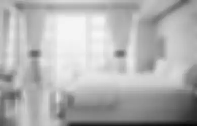 Jangan Lagi Menumpuk Bingkai Foto di Kamar Tidur, Begini Alasannya