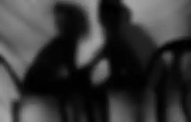Cemburu Buta, Istri Bawa Kepala Suami ke Kantor Polisi, Serahkan Diri Usai Bunuh dan Penggal karena Curiga Diselingkuhi
