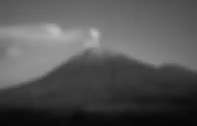 Tercatat Jadi Erupsi yang Kelima Sepanjang Sejarah, Berikut Rentetan Letusan Gunung Semeru, Pertama Aktif di Tahun 1818