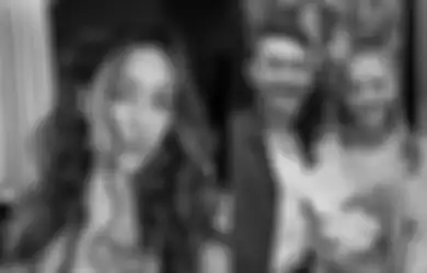 Dulu Diputusin Billy Syahputra, Susan Sameh Kabarnya Kini Jadi Kekasih Atlet Bulutangkis, Pamer Kemesraan dan Tebar Tanda Cinta di Unggahan Fajar Alfian