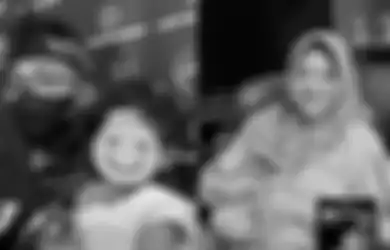 Tak Kunjung Dapatkan Bagian Warisan Lina Jubaedah, Bayi Teddy Pardiyana Kini Hidup Memprihatinkan di Rumah Bambu Sampai Buat Putri Delina Tak Kuasa Menahan Air Mata