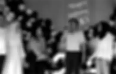 Dapat Kejutan Ulang Tahun dari Keluarga dan Sang Kekasih, Rizky Febian Justru Ngaku Kesepian Sampai Menangis