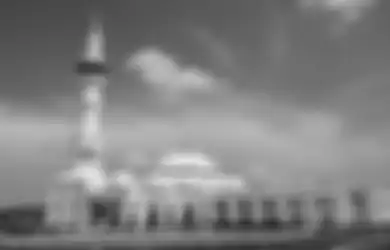 Jadi Ikon Kota Batam, Ini Sejarah Masjid Sultan Mahmud Riayah Syah, Punya Payung-payung Khas Masjid Nabawi