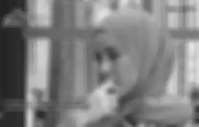 'Jangan Hakimi Aku dan Aufar!' Air Mata Olla Ramlan Langsung Tumpah, Suaranya Bergetar Ungkap Alasan Menangis di Sidang Cerai Perdana